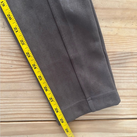 Andrew Marc Chocolate Ankle Pants - Picture 5 of 6